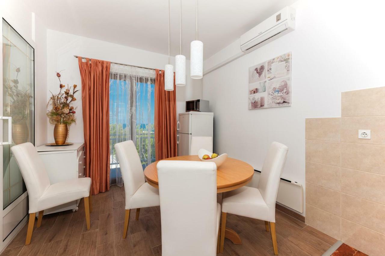 Apartmani Zara & Maris Gradac  Exterior foto