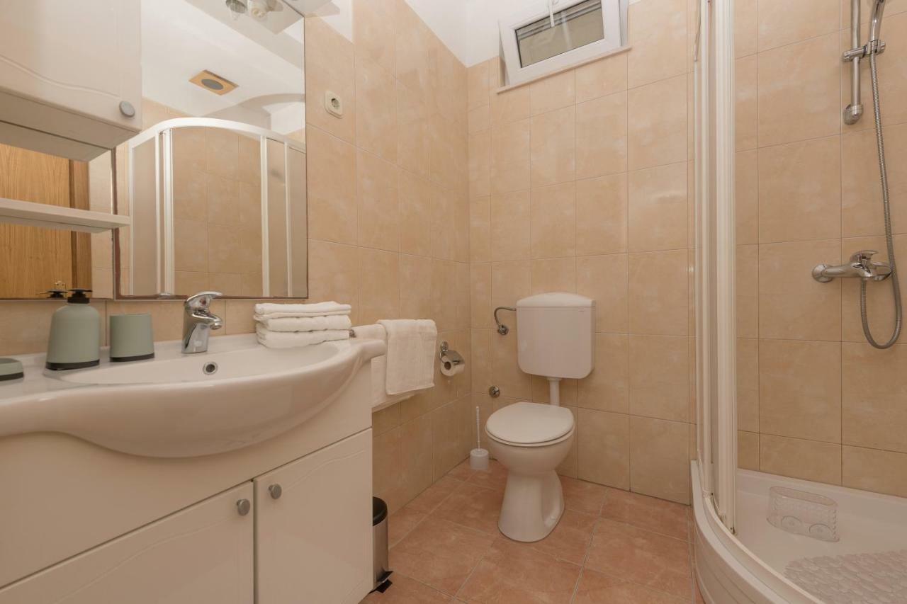 Apartmani Zara & Maris Gradac  Exterior foto